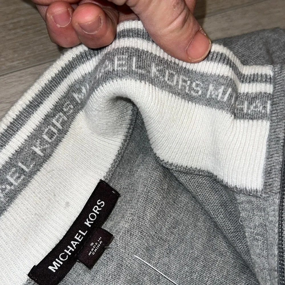 Men’s Michael Kors 1/4 Sweater  New with tags